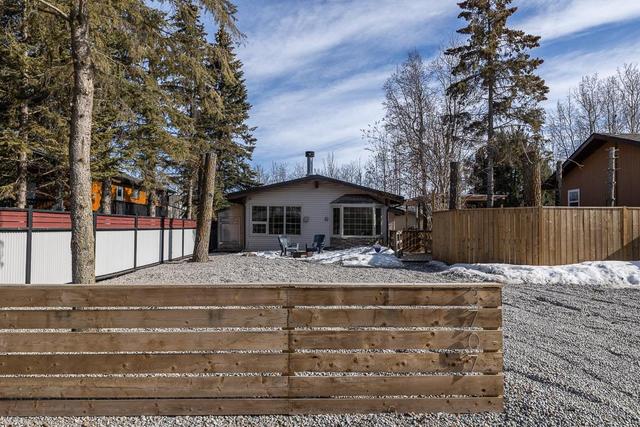 3707 50 Avenue, House detached with 3 bedrooms, 1 bathrooms and 4 parking in Sylvan Lake AB | Image 12