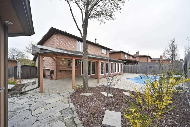 33 St. Ives Crt, House detached with 4 bedrooms, 4 bathrooms and 4 parking in Vaughan ON | Image 29