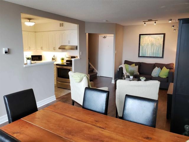 910 - 35 Ormskirk Ave, Condo with 3 bedrooms, 2 bathrooms and 1 parking in Toronto ON | Image 39