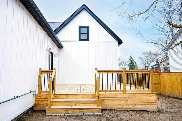 495 Main St E, House detached with 3 bedrooms, 2 bathrooms and 2 parking in North Perth ON | Image 16