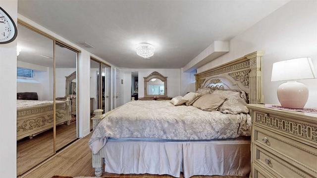 41 Draycott Dr, House detached with 3 bedrooms, 3 bathrooms and 6 parking in Toronto ON | Image 18
