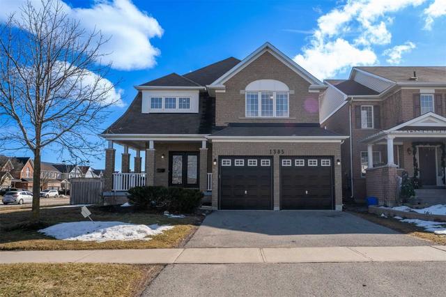 1385 Coldstream Dr, House detached with 4 bedrooms, 4 bathrooms and 6 parking in Oshawa ON | Image 1