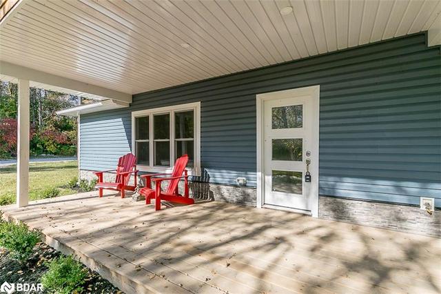 3993 Hwy 12, Home with 3 bedrooms, 3 bathrooms and 20 parking in Ramara ON | Image 34