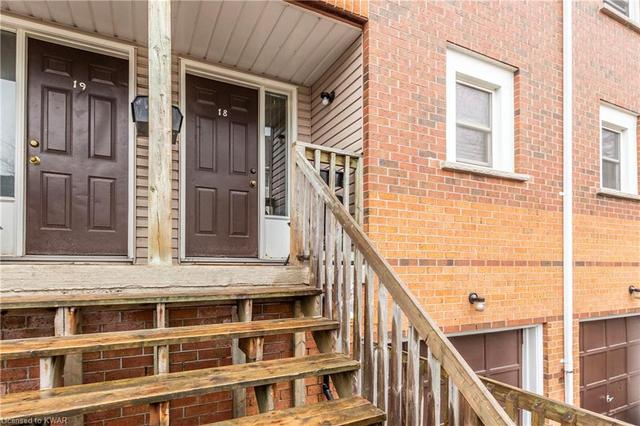 18 - 465 Beechwood Place, House attached with 2 bedrooms, 1 bathrooms and 2 parking in Waterloo ON | Image 5