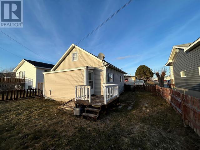 19 Woodland Street, House detached with 3 bedrooms, 1 bathrooms and null parking in Stephenville NL | Image 6