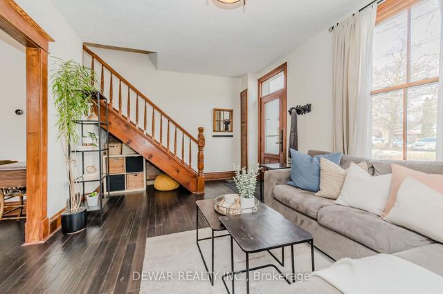 22 Cameron St, House semidetached with 2 bedrooms, 2 bathrooms and 5 parking in Cambridge ON | Image 34
