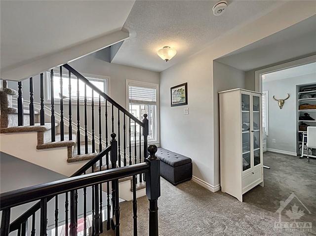 631 Makwa Private, Townhouse with 2 bedrooms, 2 bathrooms and 1 parking in Ottawa ON | Image 5