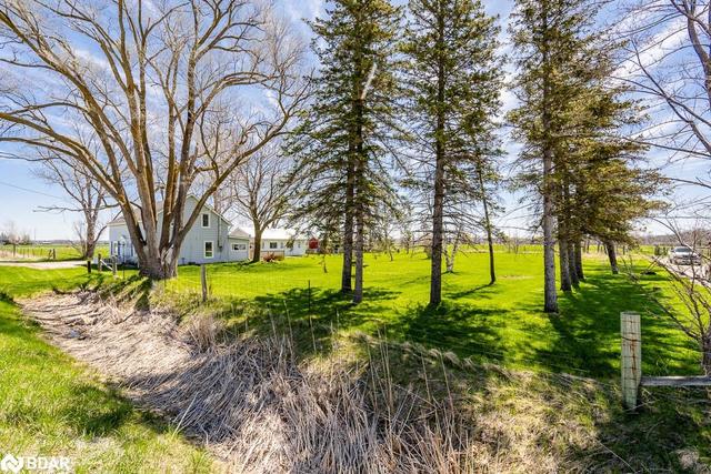 3825 26 Highway, House detached with 3 bedrooms, 1 bathrooms and 8 parking in Springwater ON | Image 23