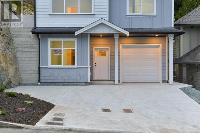 2104 Longspur Dr, House detached with 5 bedrooms, 3 bathrooms and 3 parking in Langford BC | Image 2
