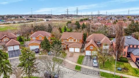 4448 Idlewilde Cres, Mississauga, ON, L5M4E3 | Card Image
