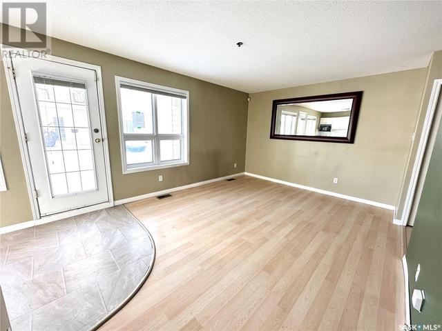 201 - 2203 Angus Street, Condo with 1 bedrooms, 1 bathrooms and null parking in Regina SK | Image 3