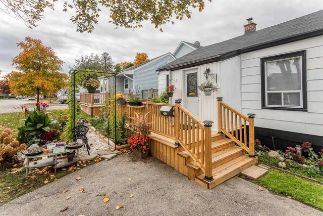 56 Windsor Ave, House detached with 2 bedrooms, 1 bathrooms and 3 parking in Ajax ON | Image 28