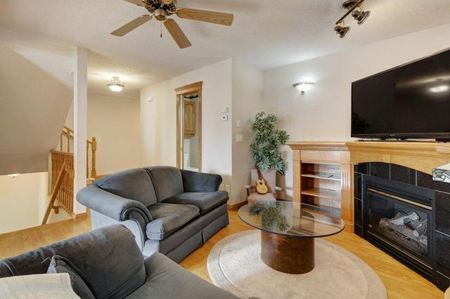 13 Patina View Sw, Home with 2 bedrooms, 2 bathrooms and 2 parking in Calgary AB | Image 6