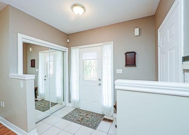 3440 Sunlight St, House detached with 3 bedrooms, 3 bathrooms and 2 parking in Mississauga ON | Image 3