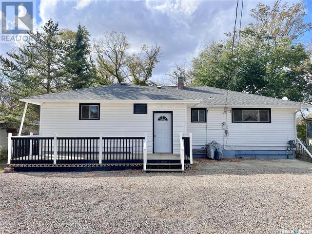 213 Bounty Street, House detached with 3 bedrooms, 2 bathrooms and null parking in Conquest SK | Image 33