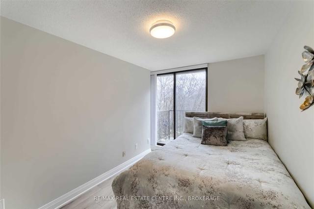 75 - 1250 Mississauga Valley Blvd N, Townhouse with 4 bedrooms, 2 bathrooms and 2 parking in Mississauga ON | Image 16