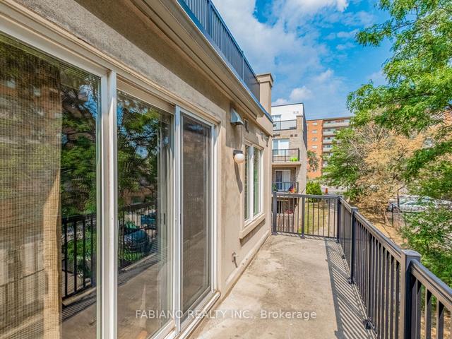 2016 - 3049 Finch Ave W, Townhouse with 1 bedrooms, 1 bathrooms and 1 parking in Toronto ON | Image 11