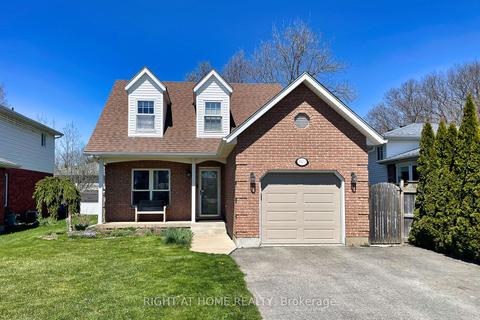 3361 Cardinal Dr, House detached with 3 bedrooms, 3 bathrooms and 3 parking in Niagara Falls ON | Card Image