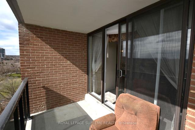 907 - 85 Emmett Ave, Condo with 1 bedrooms, 1 bathrooms and 1 parking in Toronto ON | Image 2