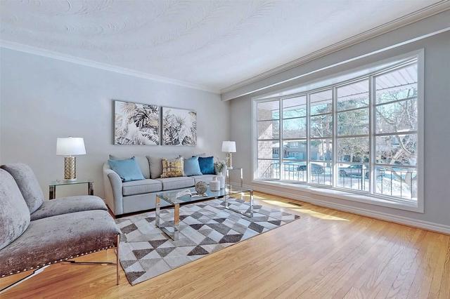 63 Maplewood Rd, House detached with 4 bedrooms, 2 bathrooms and 6 parking in Mississauga ON | Image 30