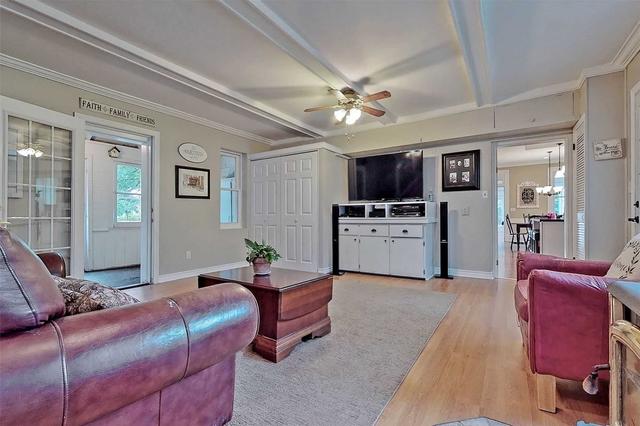 12 Orangeville St, House detached with 5 bedrooms, 2 bathrooms and 20 parking in Erin ON | Image 4