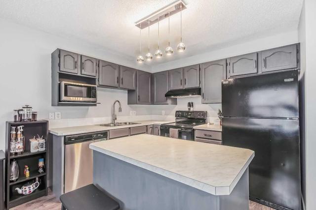 214 Mt Douglas Manor Se, Home with 3 bedrooms, 1 bathrooms and 2 parking in Calgary AB | Image 6