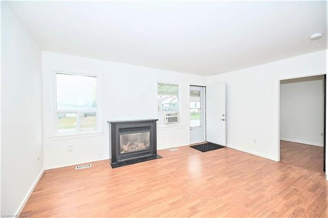 3 Waverley Rd, House detached with 2 bedrooms, 1 bathrooms and 2 parking in St. Catharines ON | Image 12