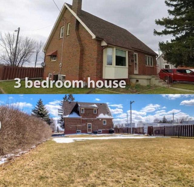 2680 Dundas St, House detached with 3 bedrooms, 1 bathrooms and 10 parking in London ON | Image 1
