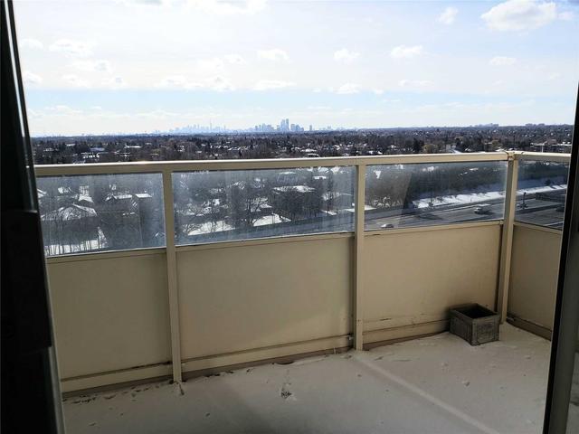 1111 - 3 Rean Dr, Condo with 1 bedrooms, 1 bathrooms and 1 parking in Toronto ON | Image 3