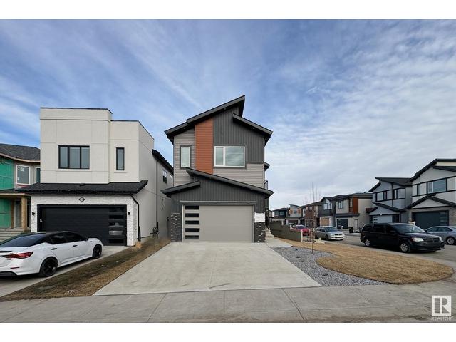 1715 19 St Nw, House detached with 8 bedrooms, 5 bathrooms and 4 parking in Edmonton AB | Image 2
