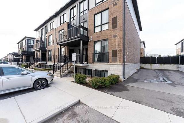 101 - 1204 Main St E, Townhouse with 2 bedrooms, 3 bathrooms and 1 parking in Milton ON | Image 12