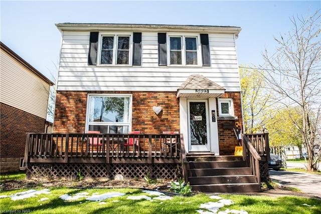 5623 Lowell Avenue, House detached with 3 bedrooms, 2 bathrooms and null parking in Niagara Falls ON | Image 2
