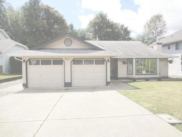 3641 Latimer St, House detached with 3 bedrooms, 2 bathrooms and 3 parking in Abbotsford BC | Image 1