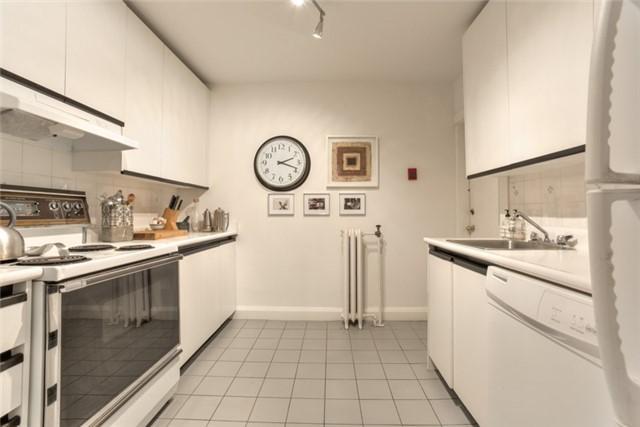 8 - 1597 Bathurst St, Condo with 2 bedrooms, 1 bathrooms and 1 parking in Toronto ON | Image 12