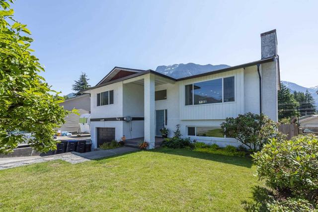 564 Rupert Street, House detached with 4 bedrooms, 3 bathrooms and null parking in Hope BC | Card Image