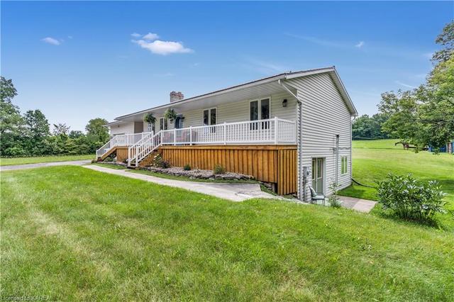 608 Salmon River Road, House detached with 3 bedrooms, 2 bathrooms and 4 parking in Greater Napanee ON | Image 3