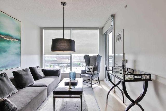 S425 - 455 Front St E, Condo with 1 bedrooms, 2 bathrooms and null parking in Toronto ON | Image 8