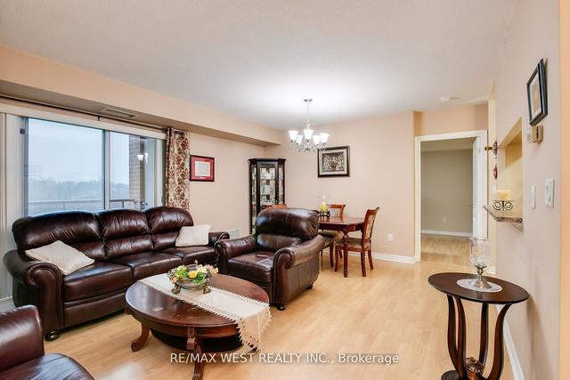 806 - 2088 Lawrence Ave, Condo with 2 bedrooms, 2 bathrooms and 1 parking in Toronto ON | Image 35
