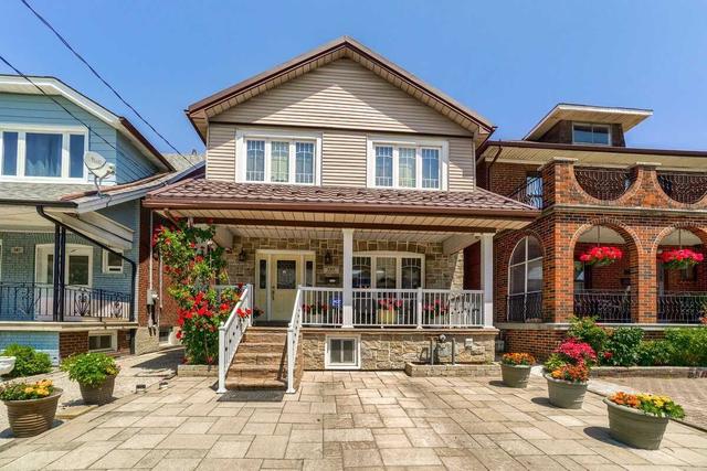 185 Oakwood Ave, House detached with 4 bedrooms, 3 bathrooms and 2 parking in Toronto ON | Card Image