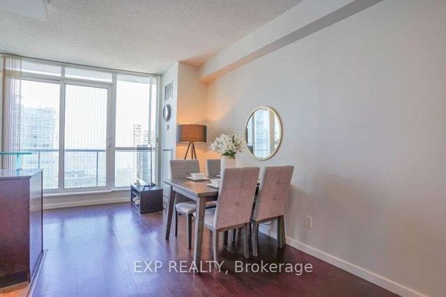 2704 - 8 York St, Condo with 1 bedrooms, 1 bathrooms and 1 parking in Toronto ON | Image 30