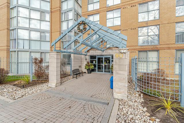 1606 - 90 Dale Ave, Condo with 2 bedrooms, 2 bathrooms and 1 parking in Toronto ON | Image 12