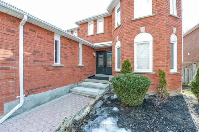 7 Hyatt Dr, House detached with 4 bedrooms, 4 bathrooms and 6 parking in Brampton ON | Image 12