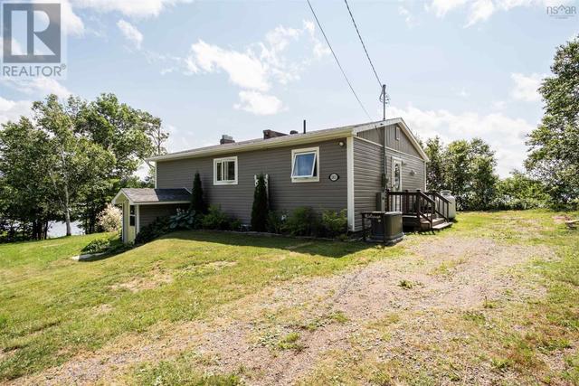 395 - 2811 Highway 395, House detached with 3 bedrooms, 1 bathrooms and null parking in Inverness, Subd. A NS | Image 33