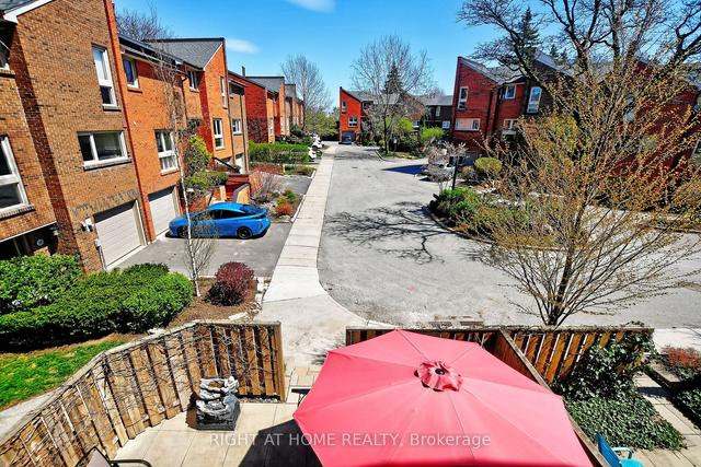301 - 40 Sylvan Valley Way, Condo with 2 bedrooms, 3 bathrooms and 2 parking in Toronto ON | Image 13