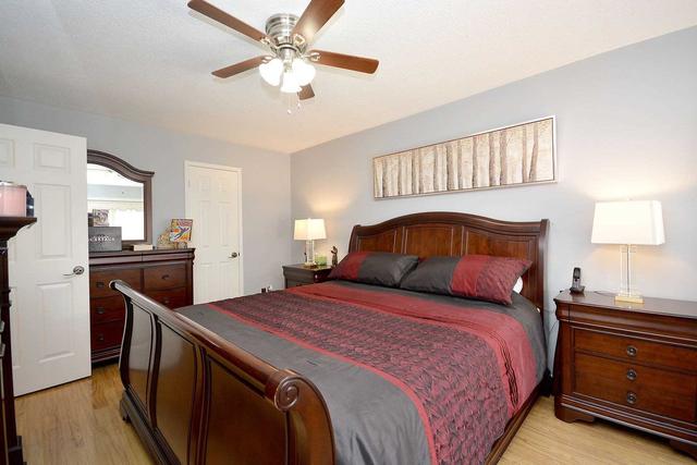36 Lancewood Cres, Townhouse with 3 bedrooms, 3 bathrooms and 2 parking in Brampton ON | Image 16