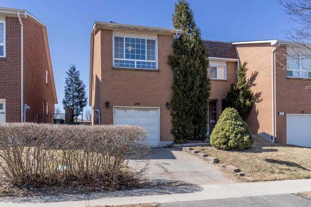 200 Carolbreen Sq, House semidetached with 3 bedrooms, 3 bathrooms and 2 parking in Toronto ON | Image 12