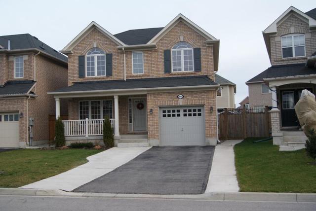 840 Bessy Tr, House detached with 4 bedrooms, 3 bathrooms and null parking in Milton ON | Image 1