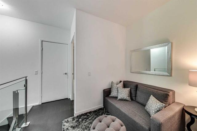 118 - 1030 King St W, Condo with 1 bedrooms, 2 bathrooms and 1 parking in Toronto ON | Image 5