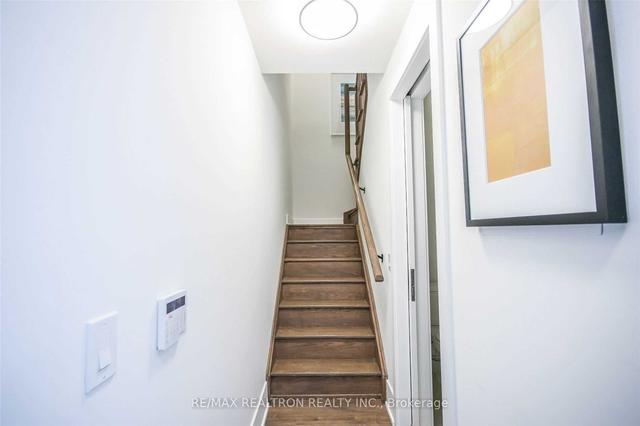 th121 - 80 Vanauley St St, Townhouse with 1 bedrooms, 2 bathrooms and 0 parking in Toronto ON | Image 16