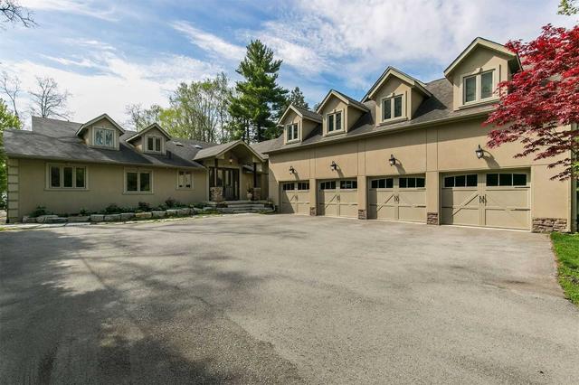 5150 Lakeshore Rd, House detached with 7 bedrooms, 4 bathrooms and 24 parking in Burlington ON | Image 23